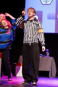 Joueurs de la Ligue Boraine d'Improvisation durant le spectacle match d'impro entre Jemappes et Mons