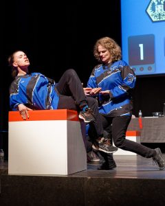 Joueurs de la Ligue Boraine d'Improvisation durant le spectacle match d'impro entre Jemappes et Mons