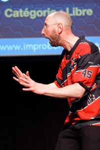 Joueurs de la Ligue Boraine d'Improvisation durant le spectacle match d'impro entre Jemappes et Mons