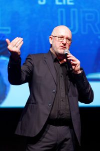 Joueurs de la Ligue Boraine d'Improvisation durant le spectacle match d'impro entre Jemappes et Mons