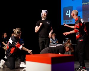 Joueurs de la Ligue Boraine d'Improvisation durant le spectacle match d'impro entre Jemappes et Mons