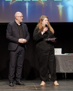 Joueurs de la Ligue Boraine d'Improvisation durant le spectacle match d'impro entre Jemappes et Mons
