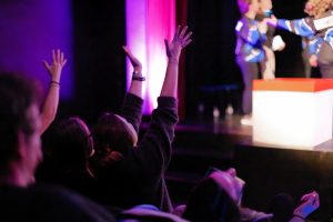 Joueurs de la Ligue Boraine d'Improvisation durant le spectacle match d'impro entre Jemappes et Mons