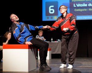Joueurs de la Ligue Boraine d'Improvisation durant le spectacle match d'impro entre Jemappes et Mons