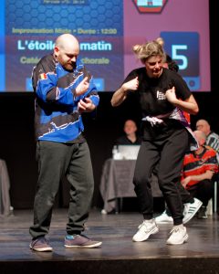 Joueurs de la Ligue Boraine d'Improvisation durant le spectacle match d'impro entre Jemappes et Mons