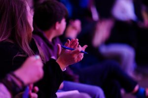 Joueurs de la Ligue Boraine d'Improvisation durant le spectacle match d'impro entre Jemappes et Mons