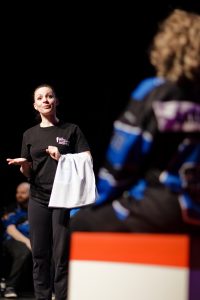 Joueurs de la Ligue Boraine d'Improvisation durant le spectacle match d'impro entre Jemappes et Mons