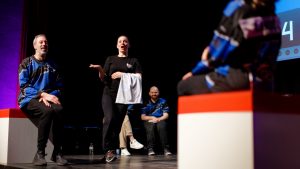 Joueurs de la Ligue Boraine d'Improvisation durant le spectacle match d'impro entre Jemappes et Mons