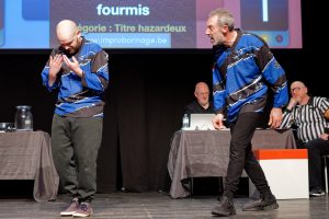 Joueurs de la Ligue Boraine d'Improvisation durant le spectacle match d'impro entre Jemappes et Mons
