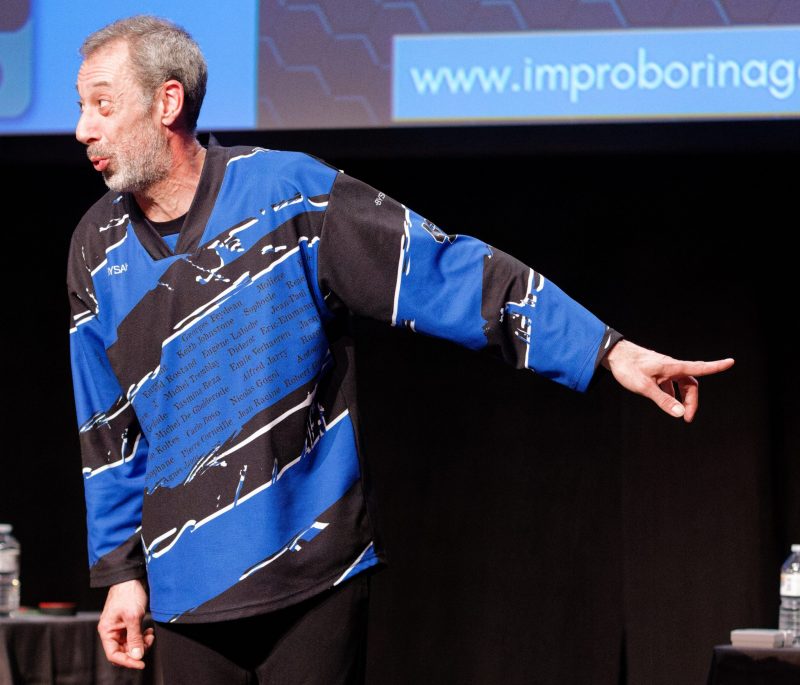 Joueurs de la Ligue Boraine d'Improvisation durant le spectacle match d'impro entre Jemappes et Mons