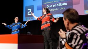 Joueurs de la Ligue Boraine d'Improvisation durant le spectacle match d'impro entre Jemappes et Mons