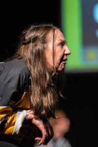 Jouteurs de la Ligue Boraine d'Improvisation durant le match d'impro des demi finales 2025 2026