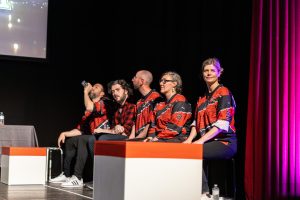 Jouteurs de la Ligue Boraine d'Improvisation durant le match d'impro des demi finales 2025 2026