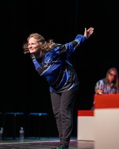 Jouteurs de la Ligue Boraine d'Improvisation durant le match d'impro des demi finales 2025 2026