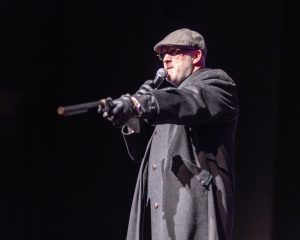Jouteurs de la Ligue Boraine d'Improvisation durant le match d'impro des demi finales 2025 2026
