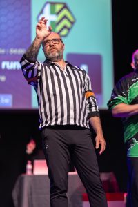 Jouteurs de la Ligue Boraine d'Improvisation durant le match d'impro des demi finales 2025 2026
