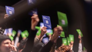 Jouteurs de la Ligue Boraine d'Improvisation durant le match d'impro des demi finales 2025 2026