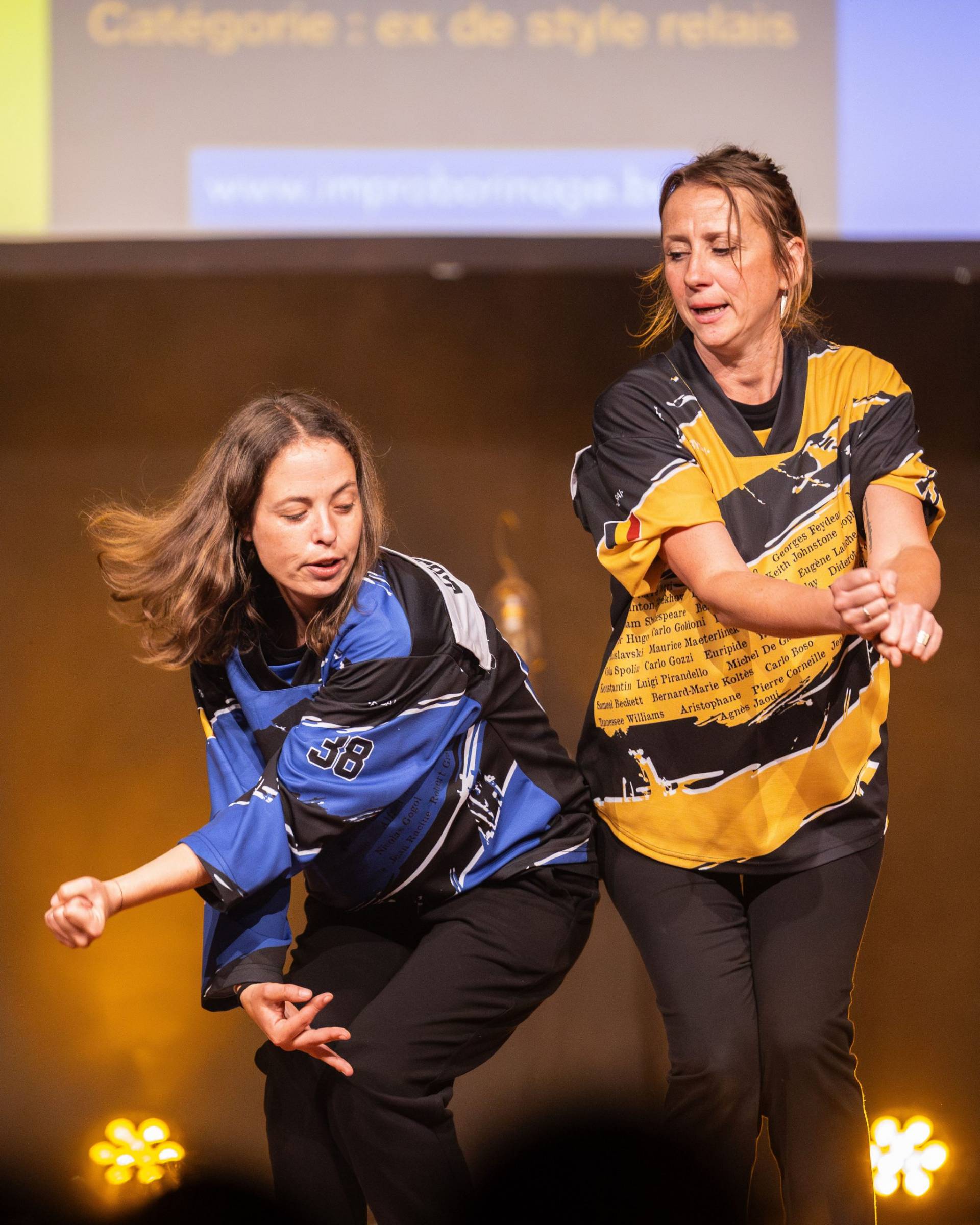 Improvisateurs de la ligue boraine d'improvisation lors de la finale 2025 2026 Mons Boussu Jemappes Quaregnon Impro