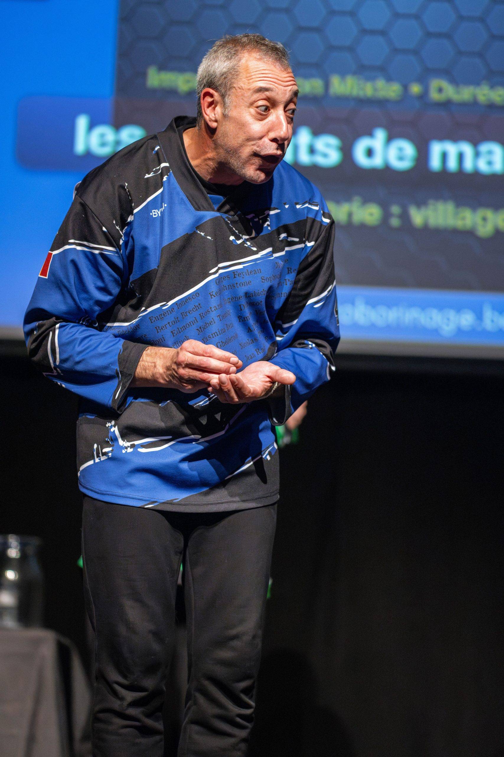 Jouteurs de la Ligue Boraine d'Improvisation durant le match d'impro des demi finales 2025 2026
