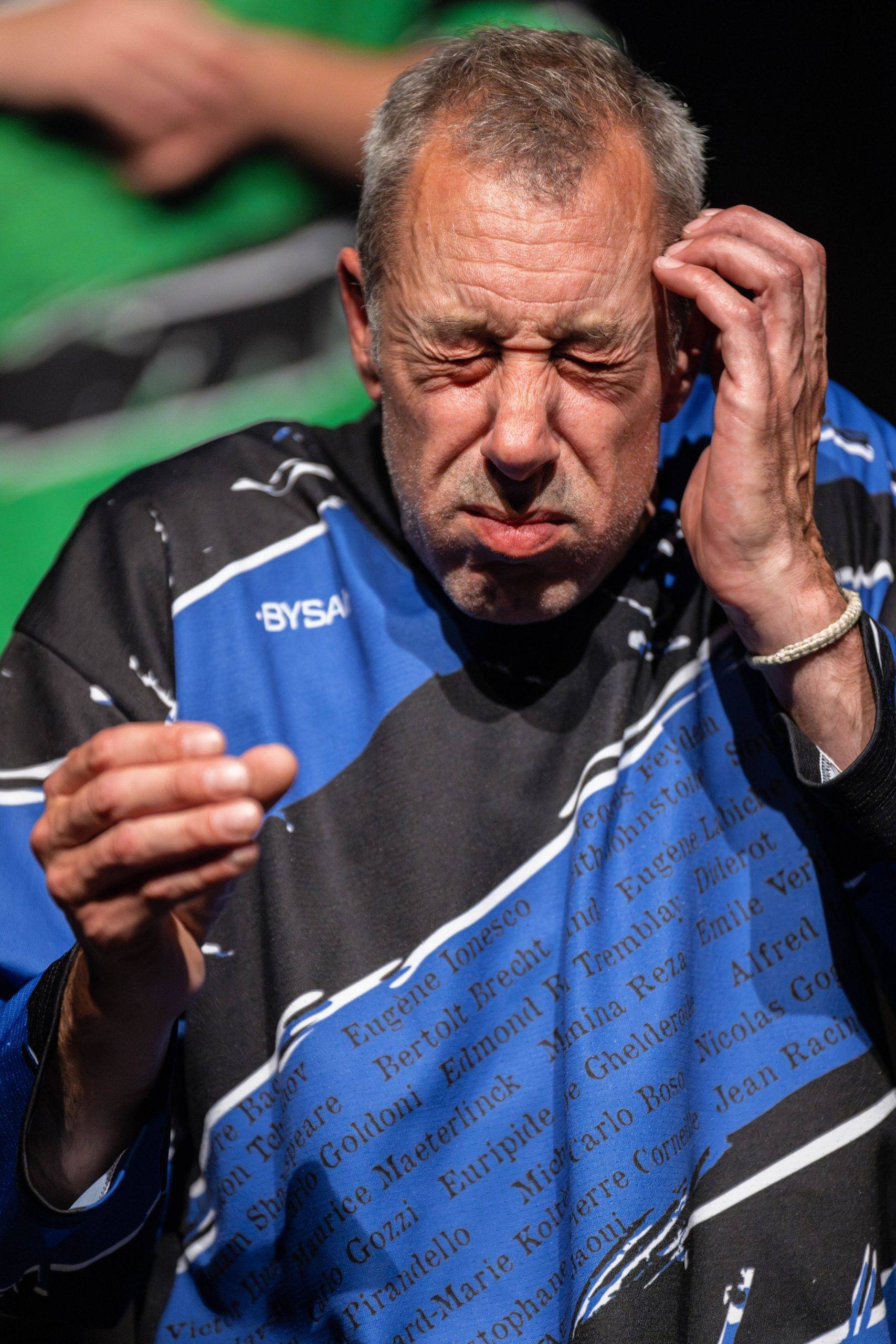 Jouteurs de la Ligue Boraine d'Improvisation durant le match d'impro des demi finales 2025 2026