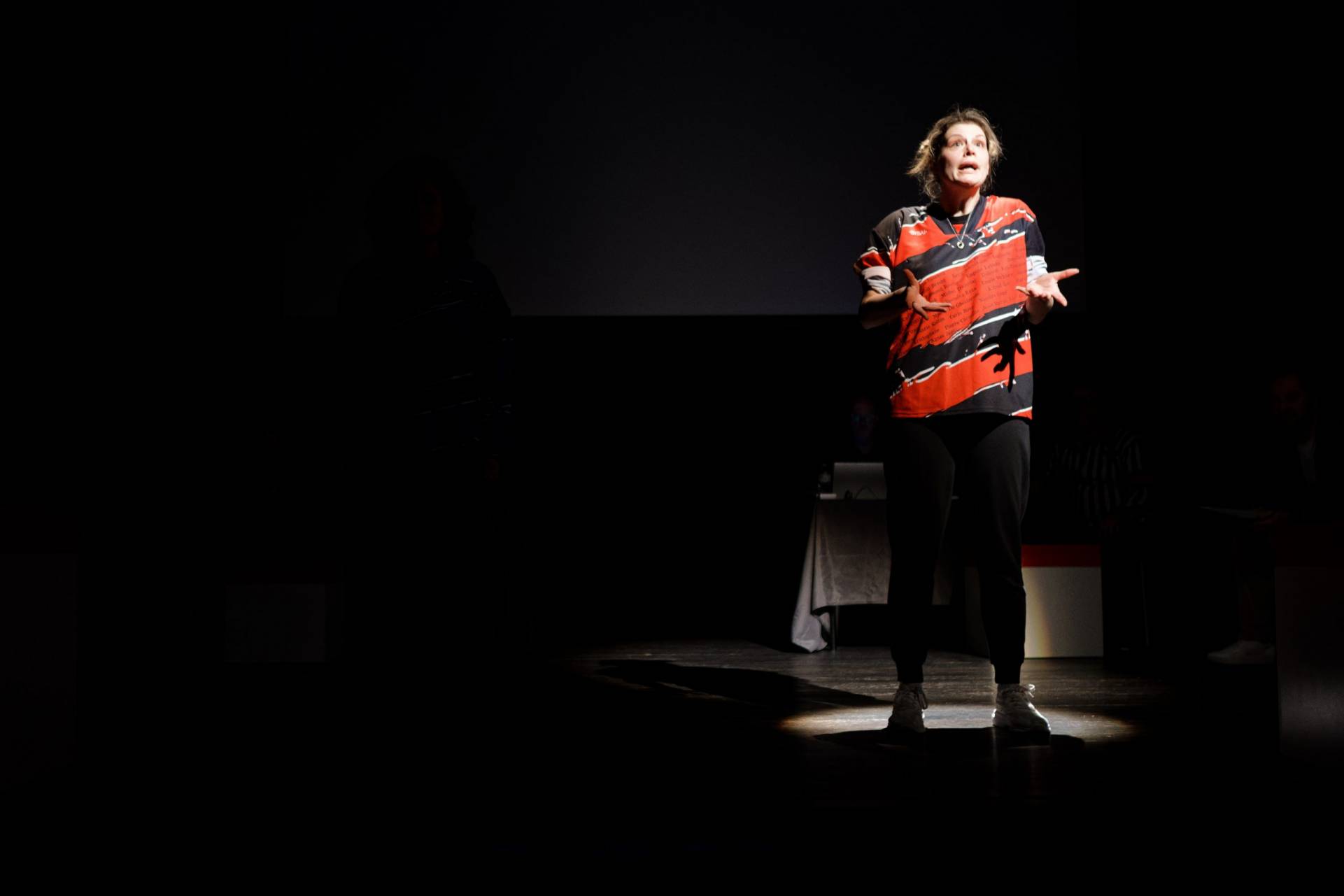 Joueurs de la Ligue Boraine d'Improvisation durant le spectacle match d'impro entre Jemappes et Mons