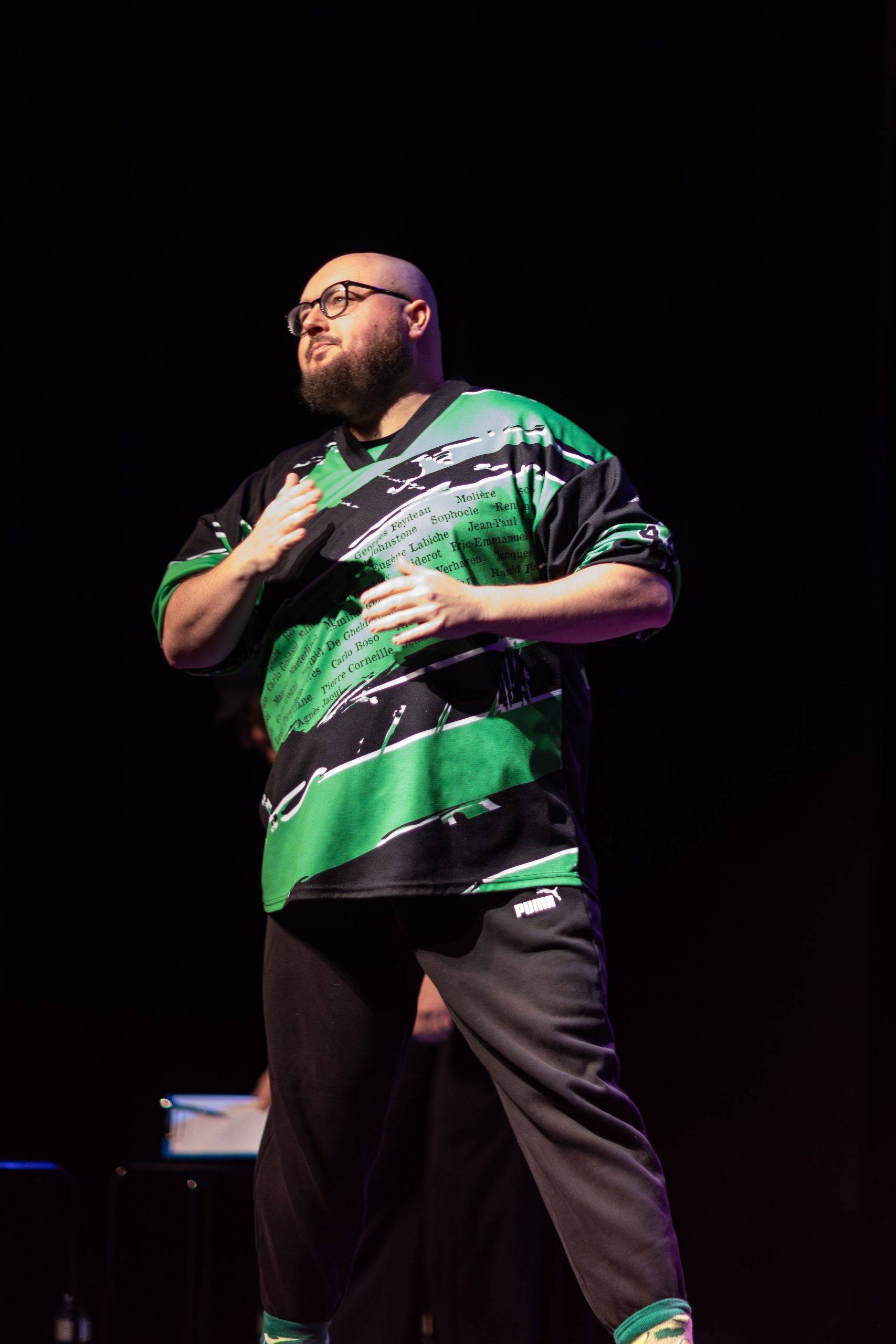 Jouteurs de la Ligue Boraine d'Improvisation durant le match d'impro des demi finales 2025 2026