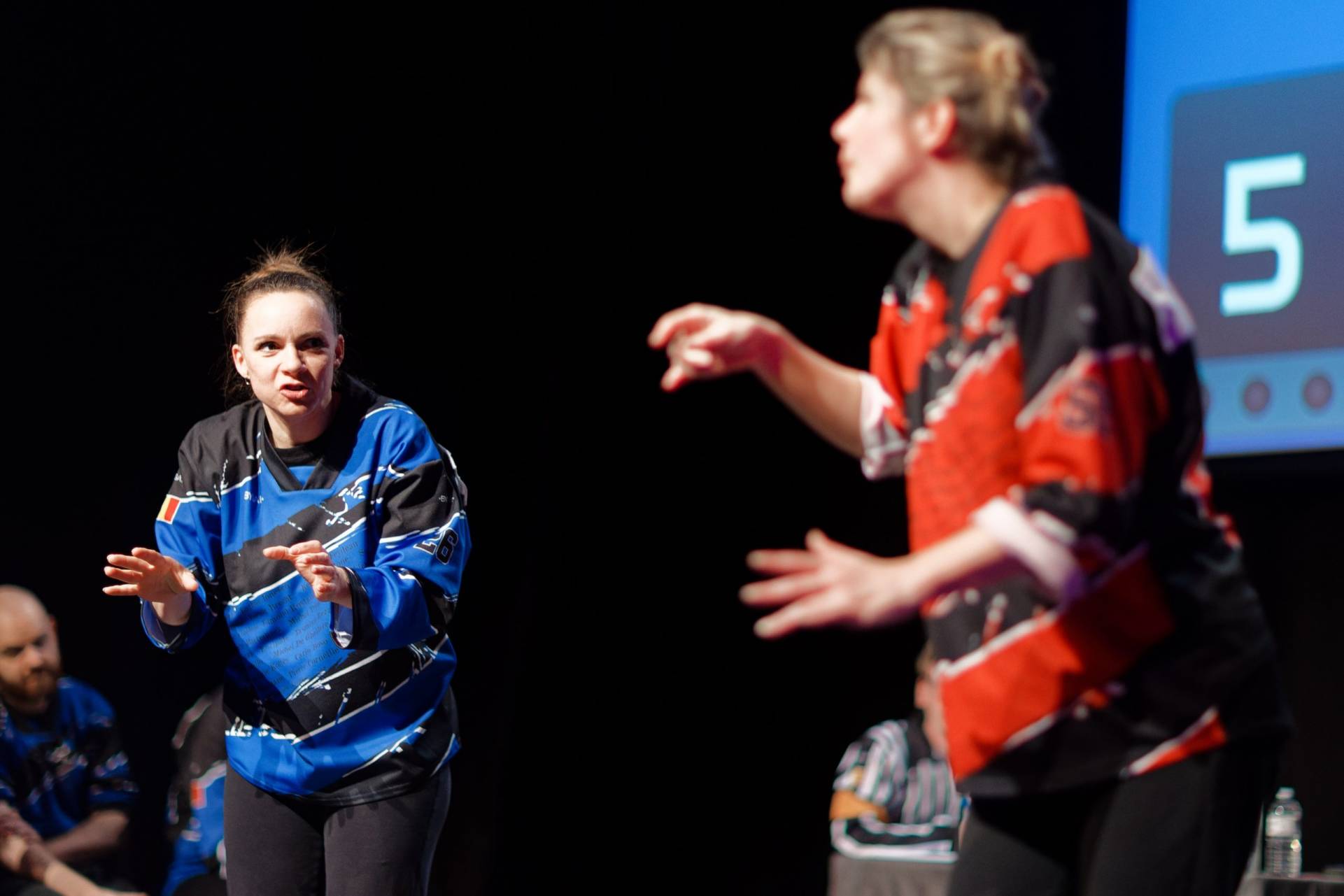 Joueurs de la Ligue Boraine d'Improvisation durant le spectacle match d'impro entre Jemappes et Mons