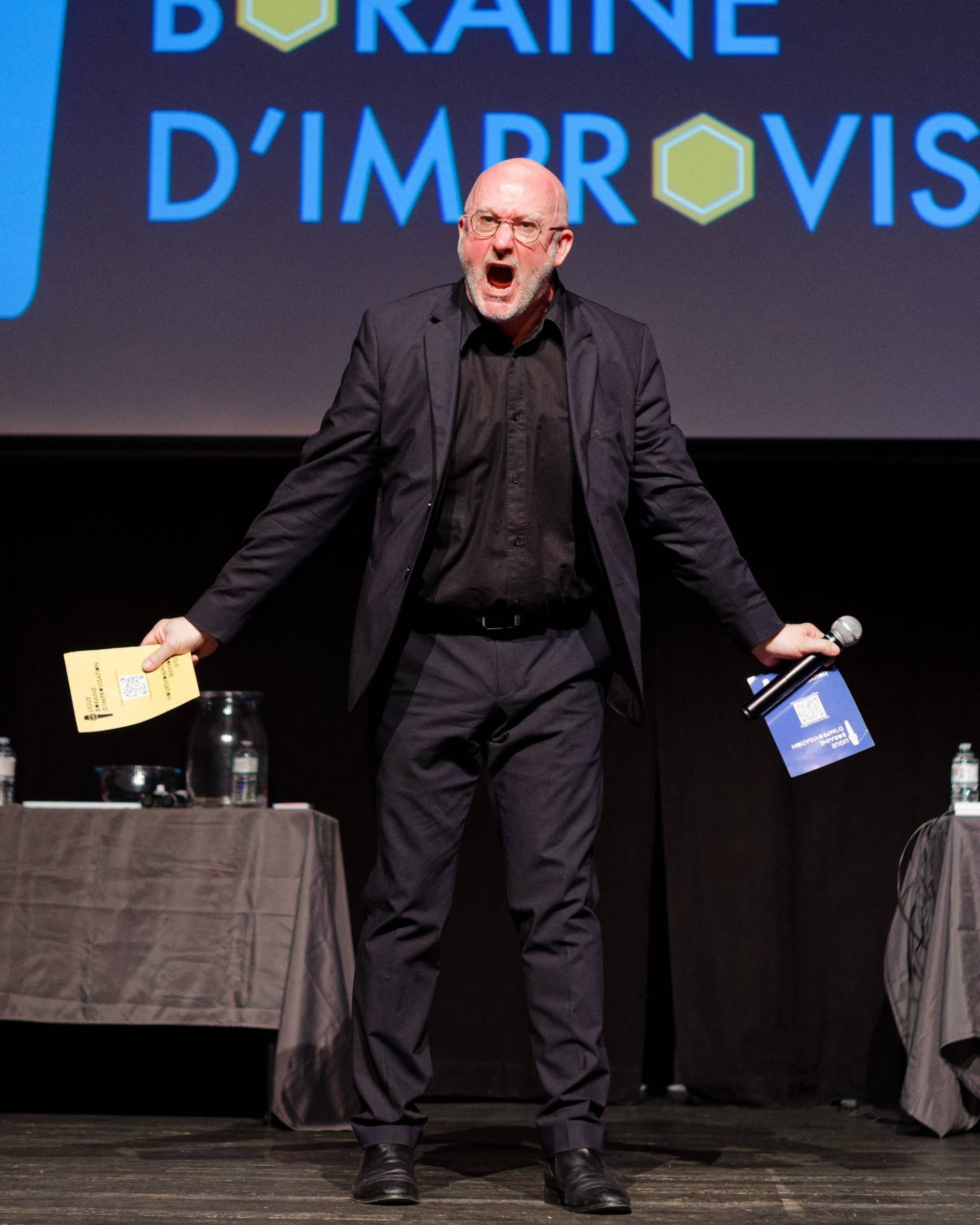 Joueurs de la Ligue Boraine d'Improvisation durant le spectacle match d'impro entre Jemappes et Mons