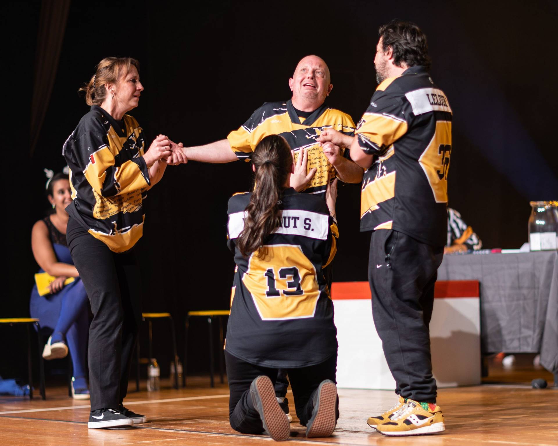 Improvisateurs de la ligue boraine d'improvisation lors de la finale 2025 2026 Mons Boussu Jemappes Quaregnon Impro