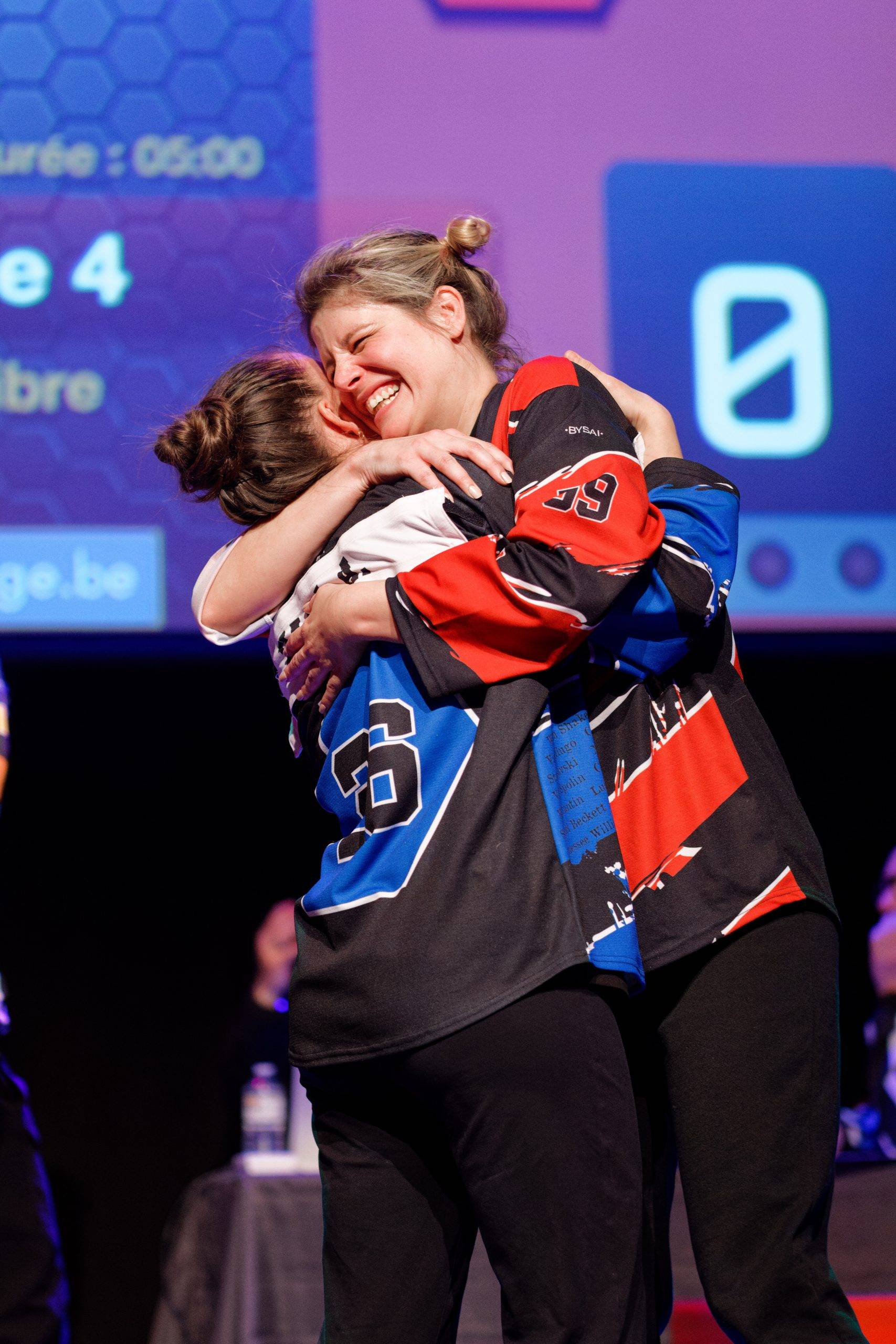 Joueurs de la Ligue Boraine d'Improvisation durant le spectacle match d'impro entre Jemappes et Mons