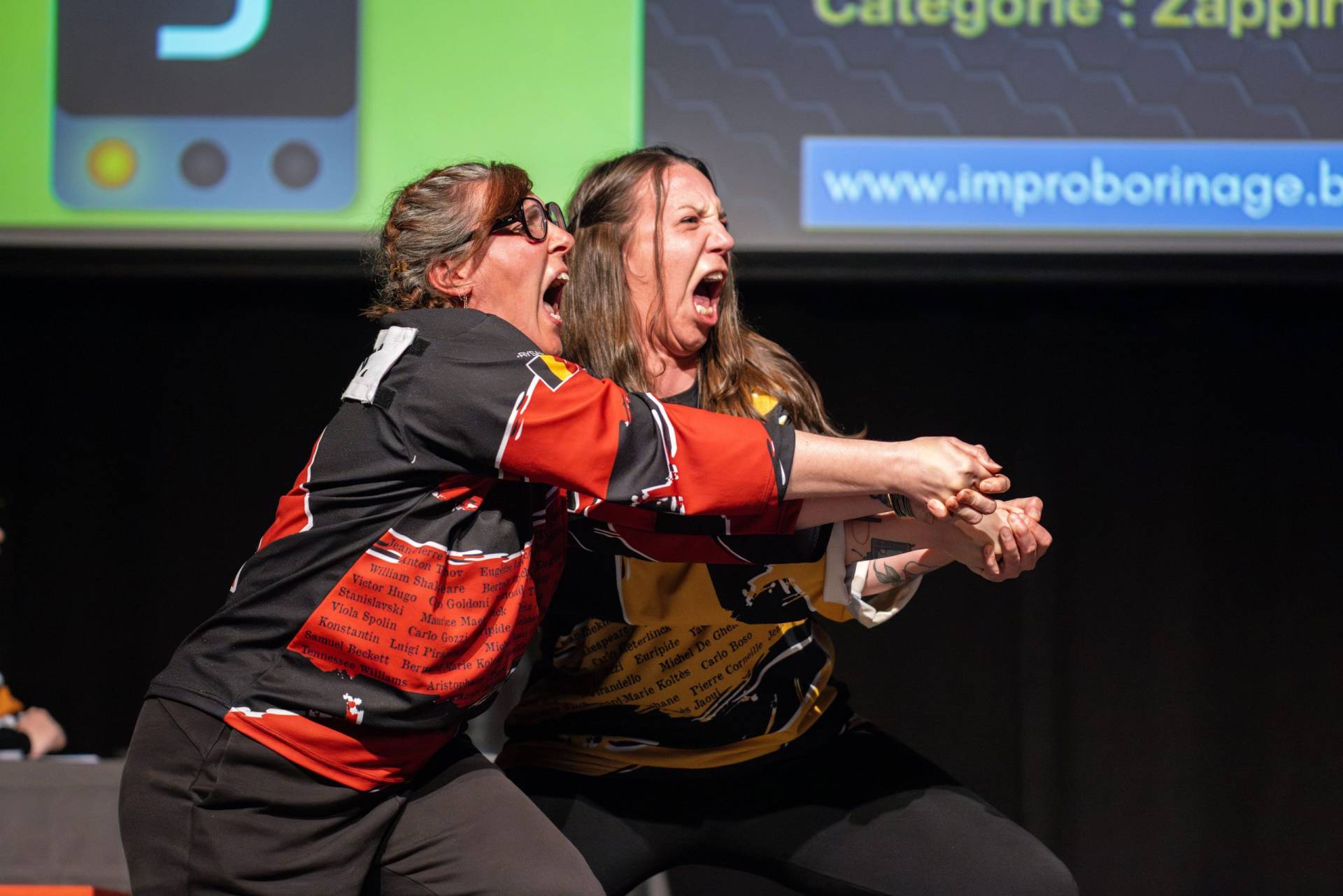 Jouteurs de la Ligue Boraine d'Improvisation durant le match d'impro des demi finales 2025 2026