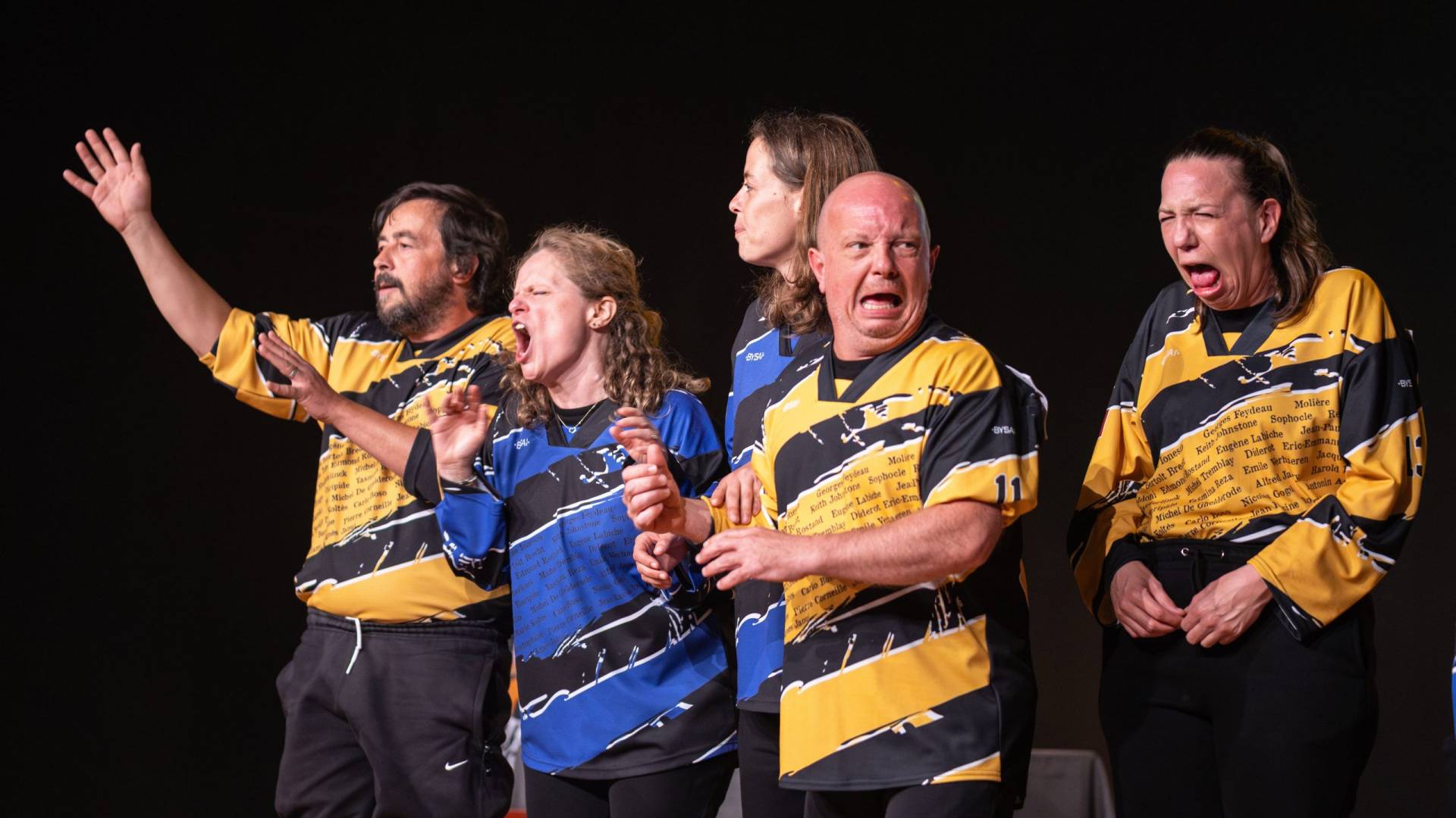 Improvisateurs de la ligue boraine d'improvisation lors de la finale 2025 2026 Mons Boussu Jemappes Quaregnon Impro