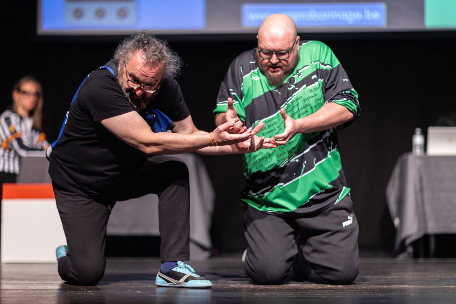 Jouteurs de la Ligue Boraine d'Improvisation durant le match d'impro des demi finales 2025 2026