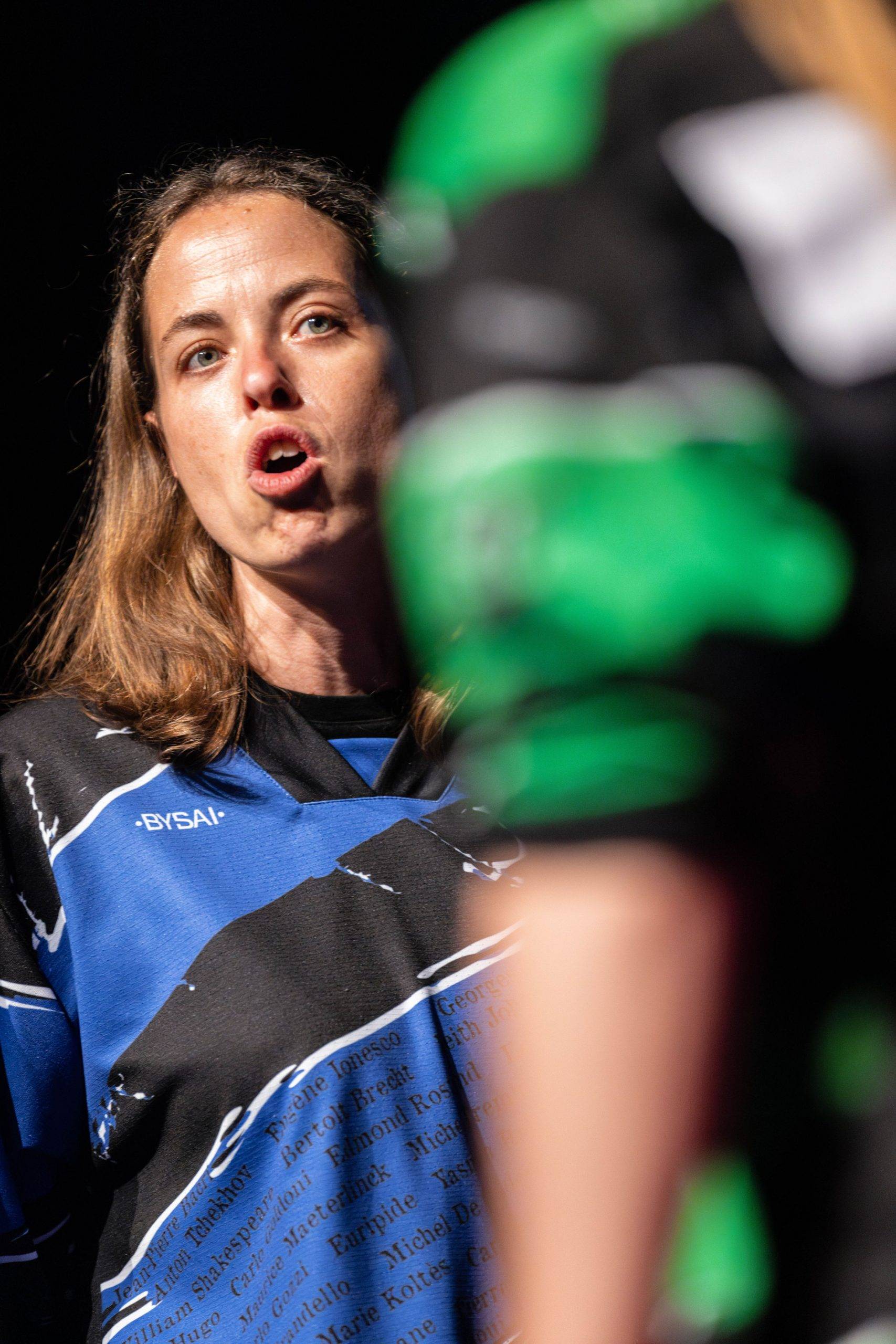 Jouteurs de la Ligue Boraine d'Improvisation durant le match d'impro des demi finales 2025 2026