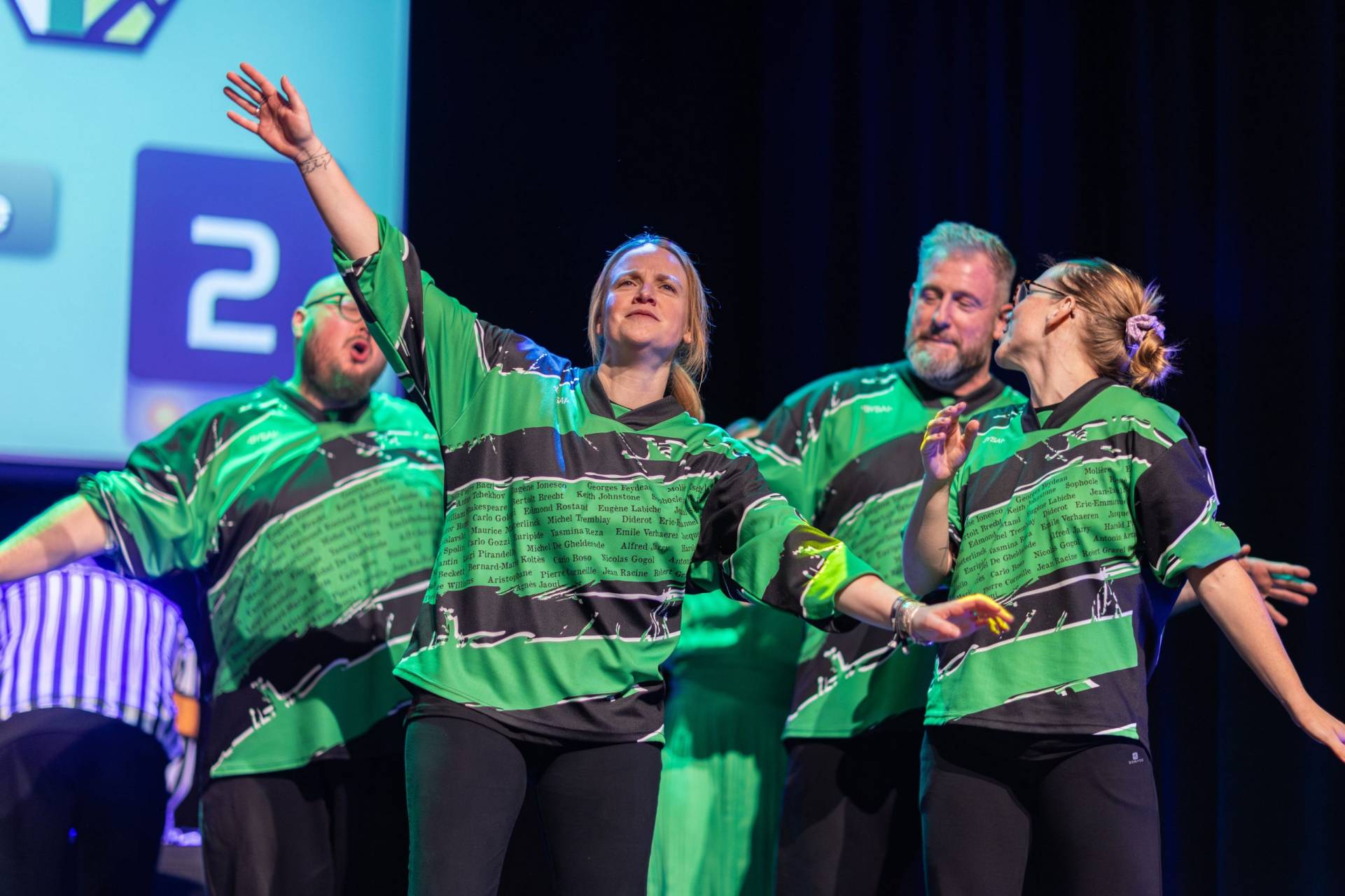 Jouteurs de la Ligue Boraine d'Improvisation durant le match d'impro des demi finales 2025 2026
